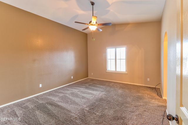 3017 WOODHEAD, El Paso, TX 79938
