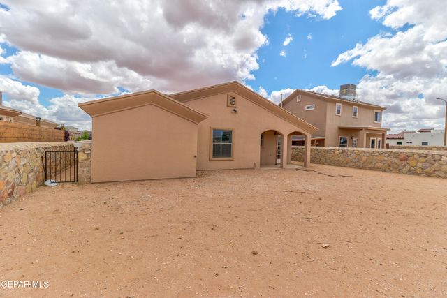 3017 WOODHEAD, El Paso, TX 79938