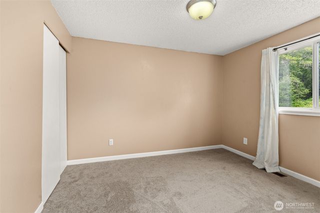 630 N 11Th, Elma, WA 98541