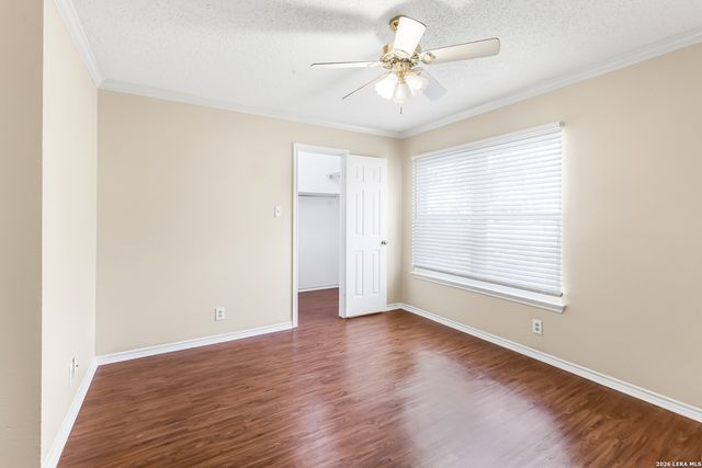 8626 Park Olympia, Universal City, TX 78148