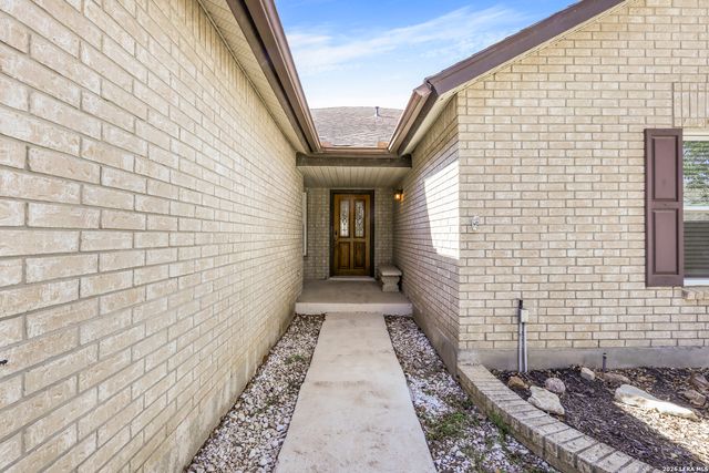 8626 Park Olympia, Universal City, TX 78148