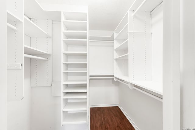 8626 Park Olympia, Universal City, TX 78148