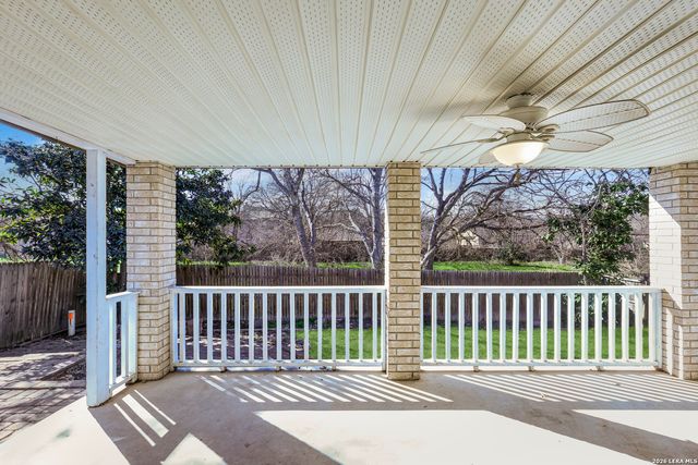 8626 Park Olympia, Universal City, TX 78148