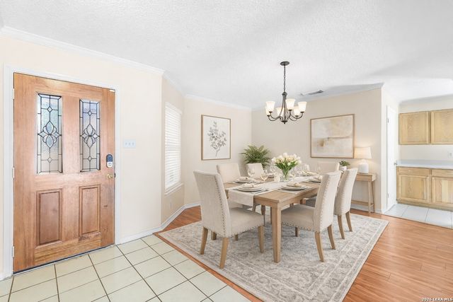 8626 Park Olympia, Universal City, TX 78148