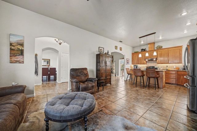 4402 Jaquima Dr, Angels Camp, CA 95222