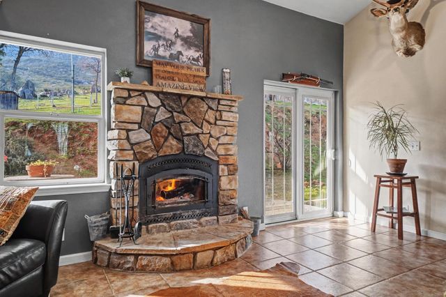 4402 Jaquima Dr, Angels Camp, CA 95222