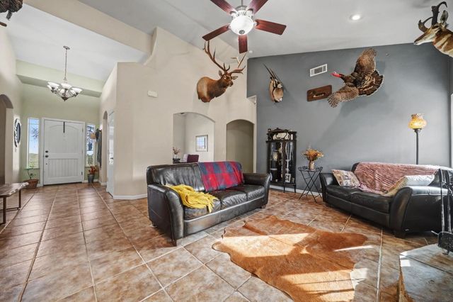 4402 Jaquima Dr, Angels Camp, CA 95222