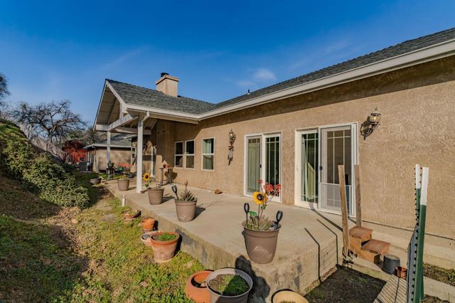 4402 Jaquima Dr, Angels Camp, CA 95222