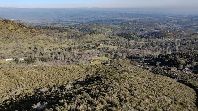 4402 Jaquima Dr, Angels Camp, CA 95222