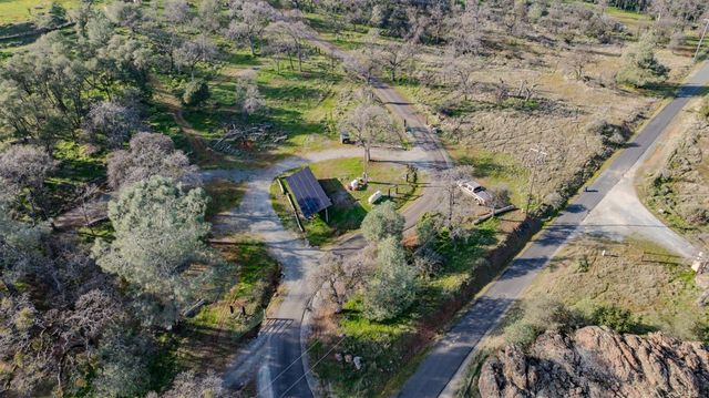 4402 Jaquima Dr, Angels Camp, CA 95222