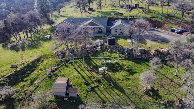 4402 Jaquima Dr, Angels Camp, CA 95222