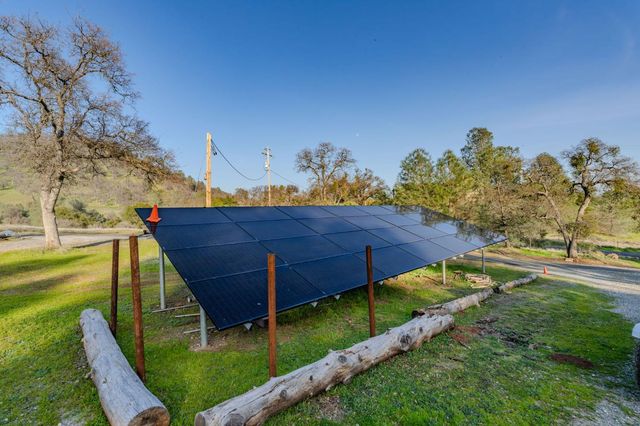 4402 Jaquima Dr, Angels Camp, CA 95222