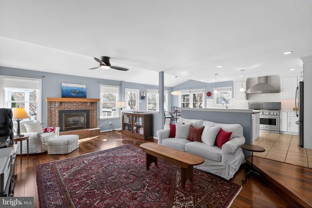 2301 WARNER RD, Lansdale, PA 19446