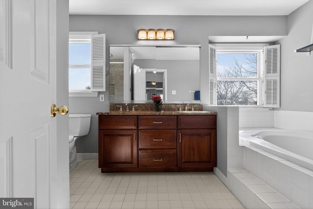 2301 WARNER RD, Lansdale, PA 19446