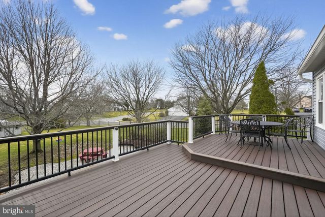 2301 WARNER RD, Lansdale, PA 19446