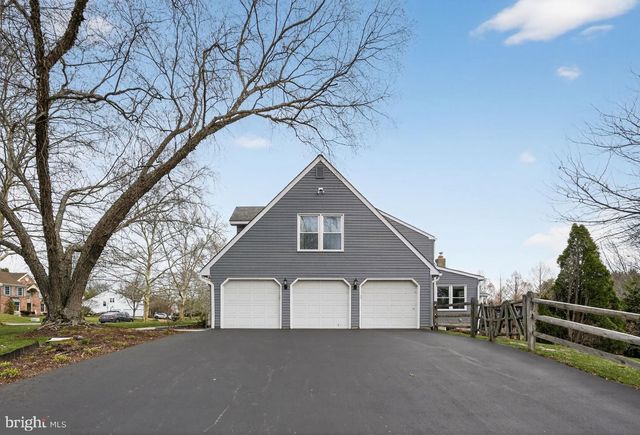 2301 WARNER RD, Lansdale, PA 19446