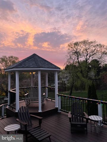 2301 WARNER RD, Lansdale, PA 19446