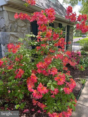 2301 WARNER RD, Lansdale, PA 19446