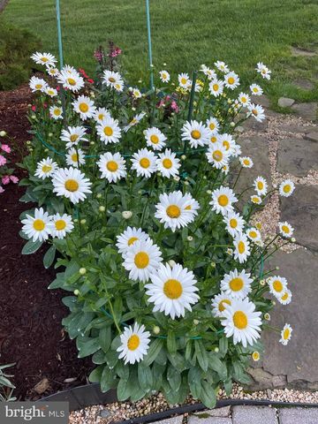 2301 WARNER RD, Lansdale, PA 19446