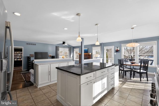 2301 WARNER RD, Lansdale, PA 19446