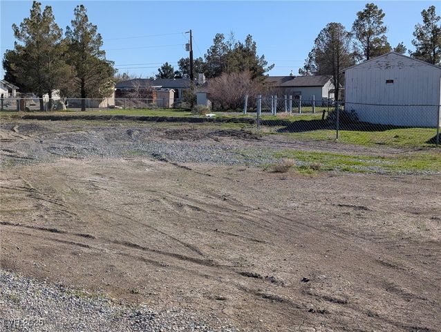 1711 West HORN Avenue, Pahrump, NV 89060