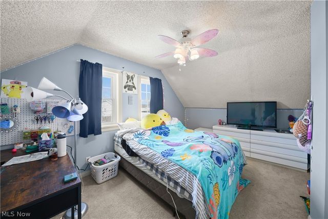 2452 Clara Street, Cuyahoga Falls, OH 44221