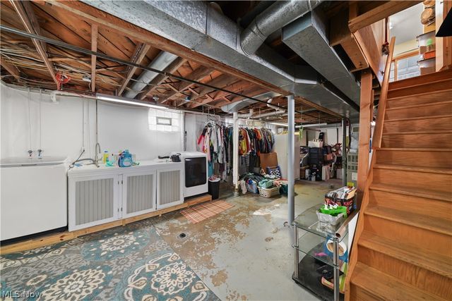 2452 Clara Street, Cuyahoga Falls, OH 44221