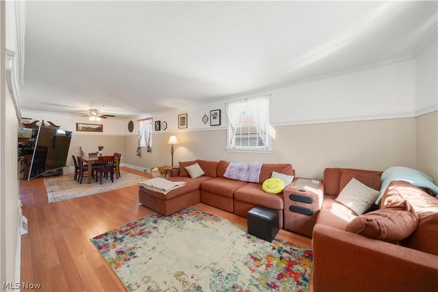 2452 Clara Street, Cuyahoga Falls, OH 44221