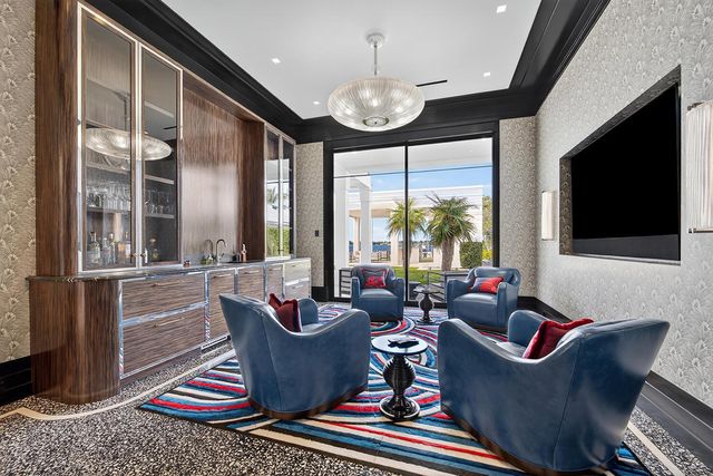 18200 Gardiner Lane, Jupiter, FL 33458