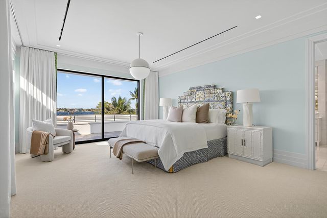 18200 Gardiner Lane, Jupiter, FL 33458