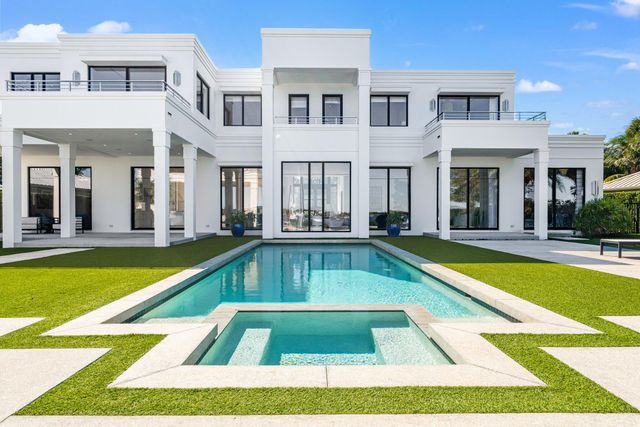 18200 Gardiner Lane, Jupiter, FL 33458