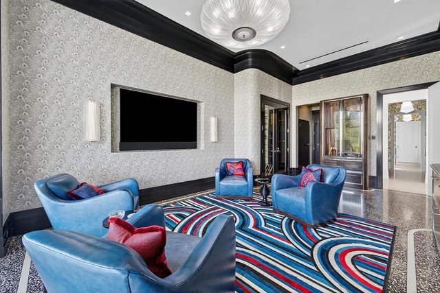 18200 Gardiner Lane, Jupiter, FL 33458