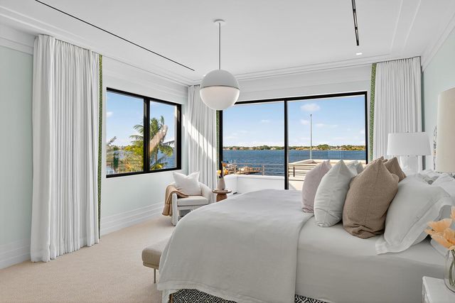 18200 Gardiner Lane, Jupiter, FL 33458