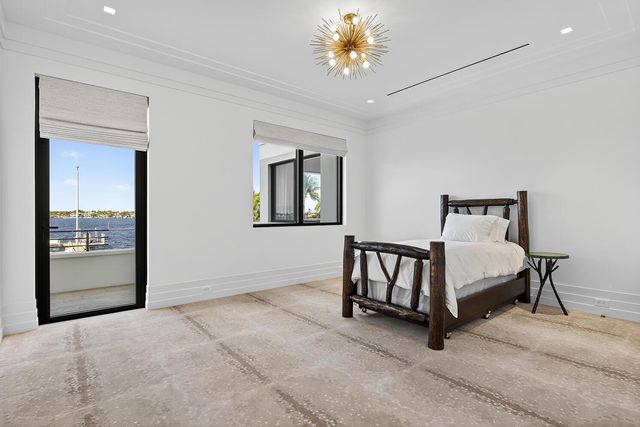 18200 Gardiner Lane, Jupiter, FL 33458