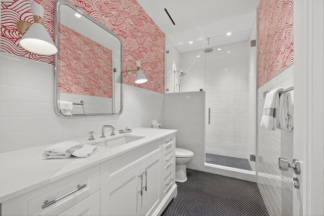 18200 Gardiner Lane, Jupiter, FL 33458