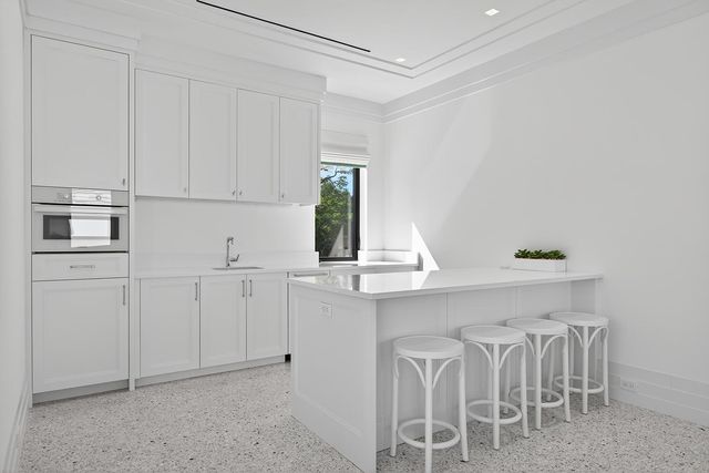 18200 Gardiner Lane, Jupiter, FL 33458