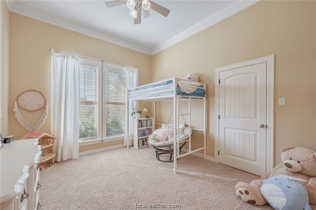 5201 Cascades Drive, College Station, TX 77845