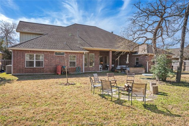 5201 Cascades Drive, College Station, TX 77845