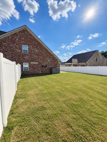 739 Reflections Lane, Pleasant View, TN 37146