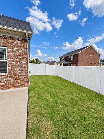 739 Reflections Lane, Pleasant View, TN 37146