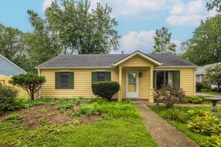 8316 Rutledge Street, Merrillville, IN 46410