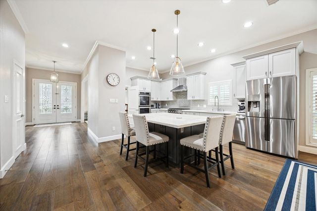 242 Vanderpool Lane, Houston, TX 77024