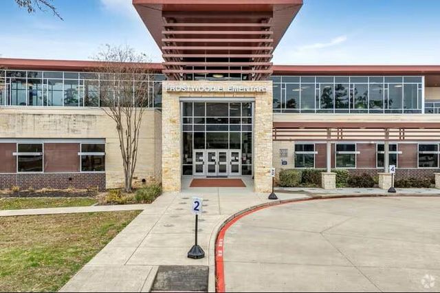 242 Vanderpool Lane, Houston, TX 77024