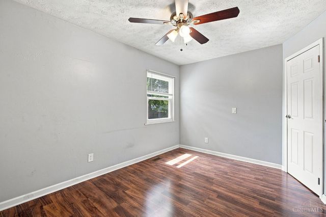 1491 Rolling Knoll Drive, Goshen Twp, OH 45140