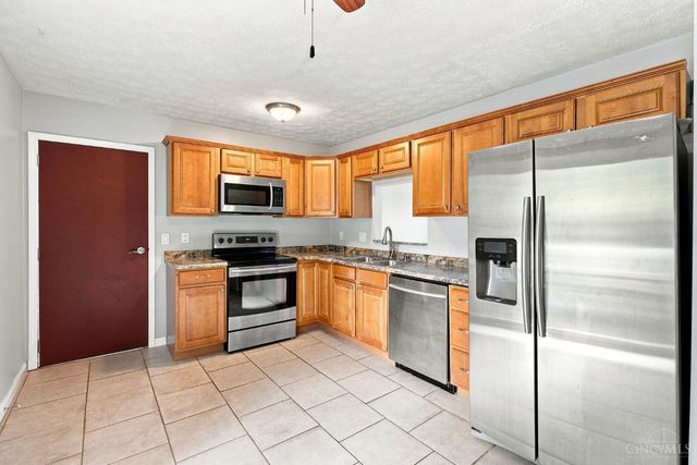 1491 Rolling Knoll Drive, Goshen Twp, OH 45140
