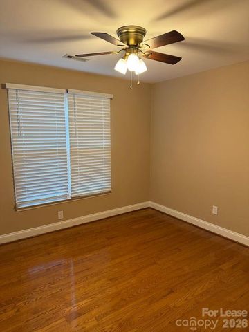 9015 Carastan Drive, Charlotte, NC 28216