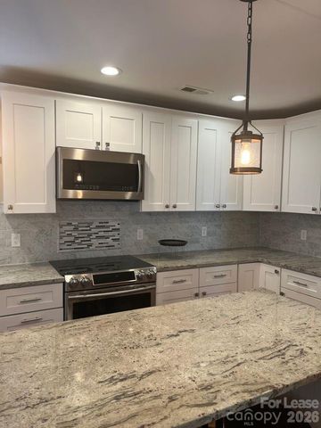 9015 Carastan Drive, Charlotte, NC 28216