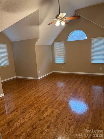 9015 Carastan Drive, Charlotte, NC 28216