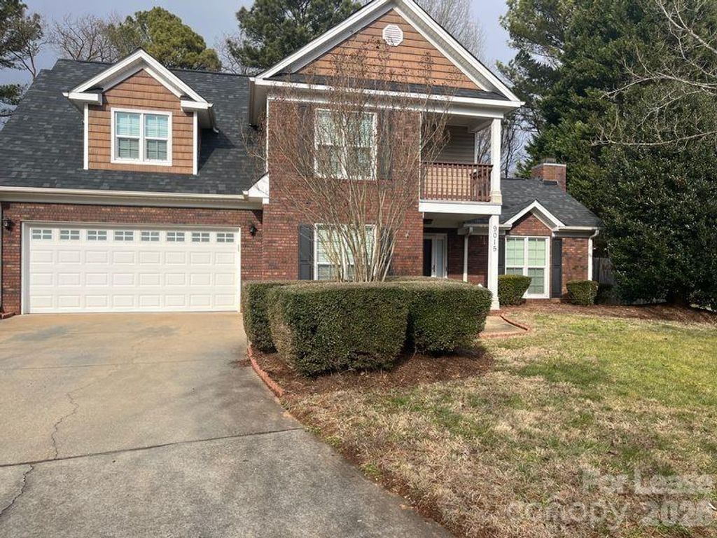 9015 Carastan Drive, Charlotte, NC 28216
