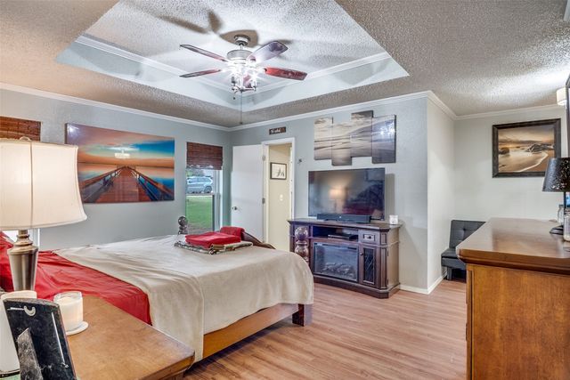 611 Overhill Road, Granbury, TX 76048